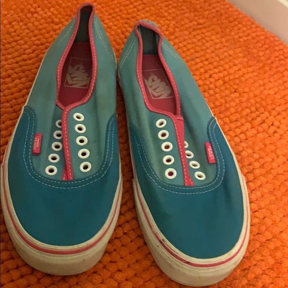 Vans - Picture 4 of 6